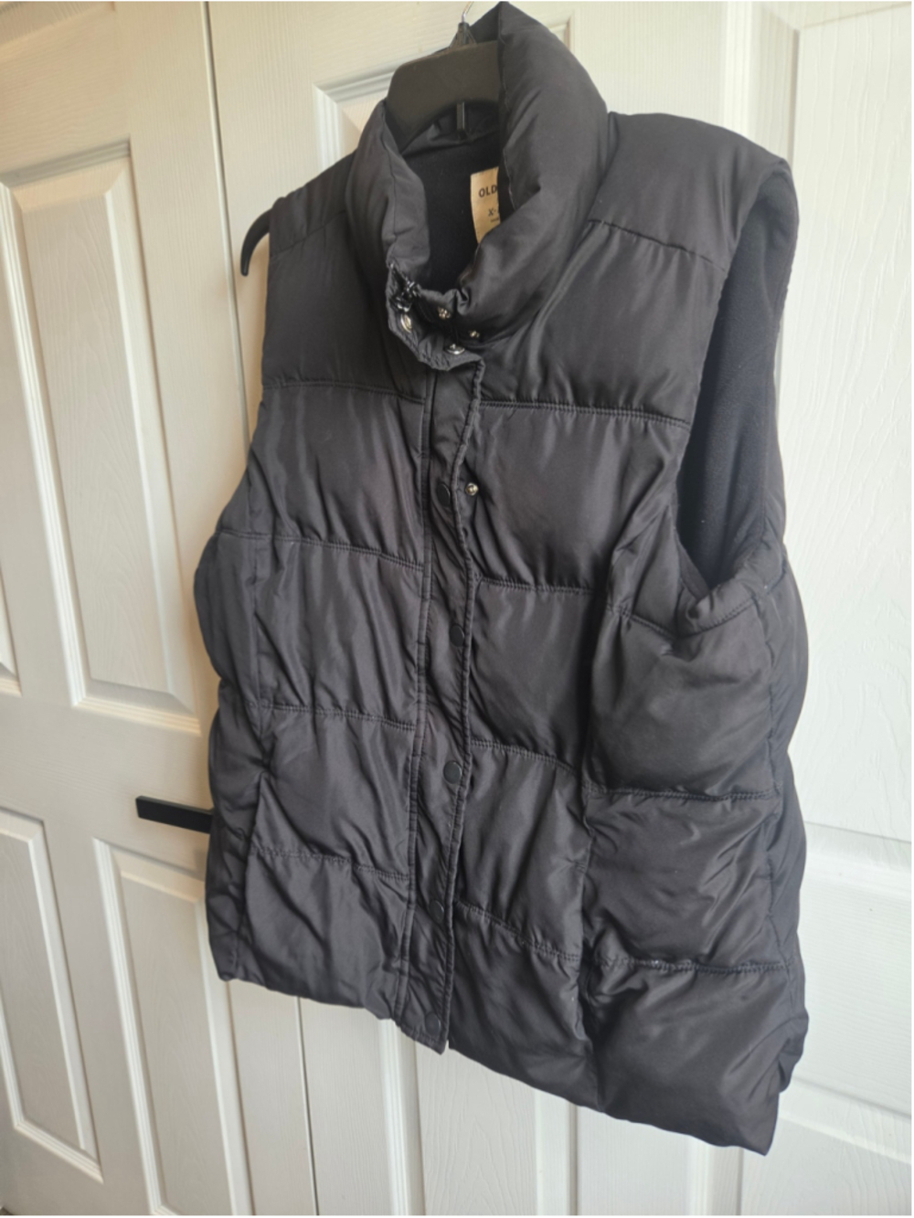 Women's Old Navy Black Puffer Vest Size XL